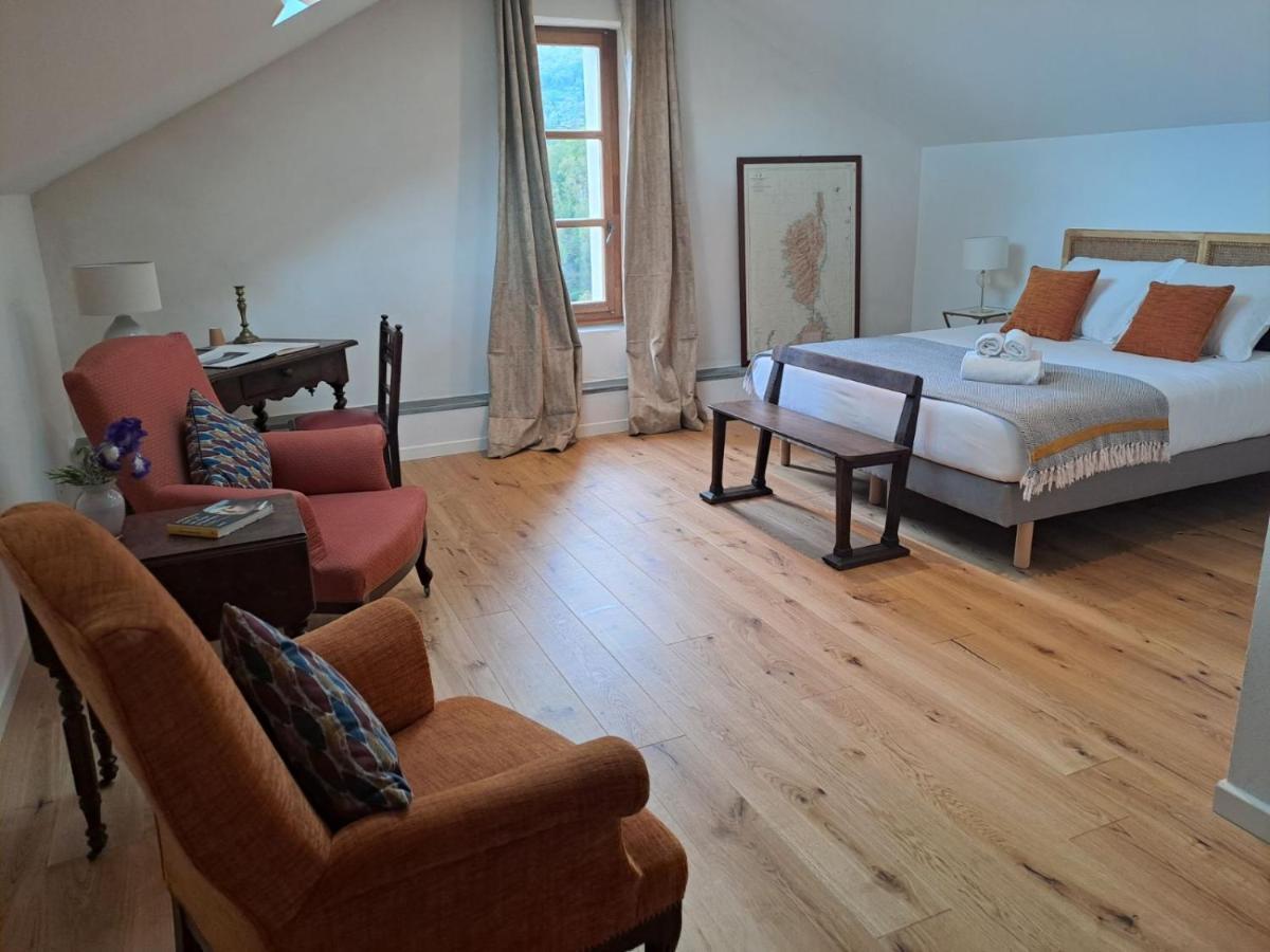 Casa Surgente Bed & Breakfast Carcheto Стая снимка